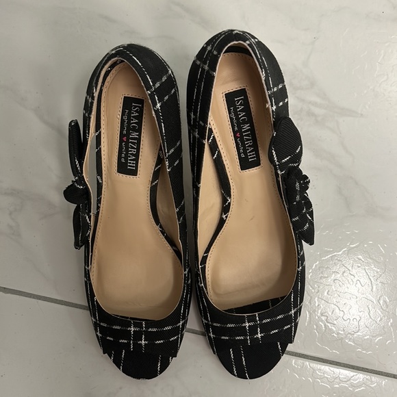 Peep toe heels, black & white, size 8 1/2 - Picture 4 of 11